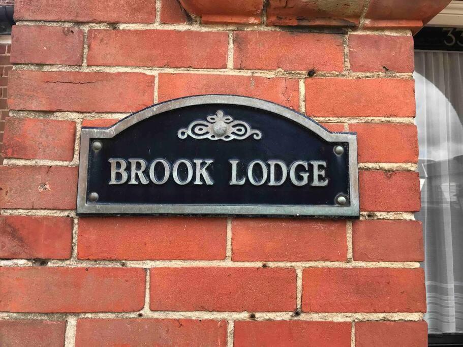 Brook Lodge Garden Flat Swanage Buitenkant foto